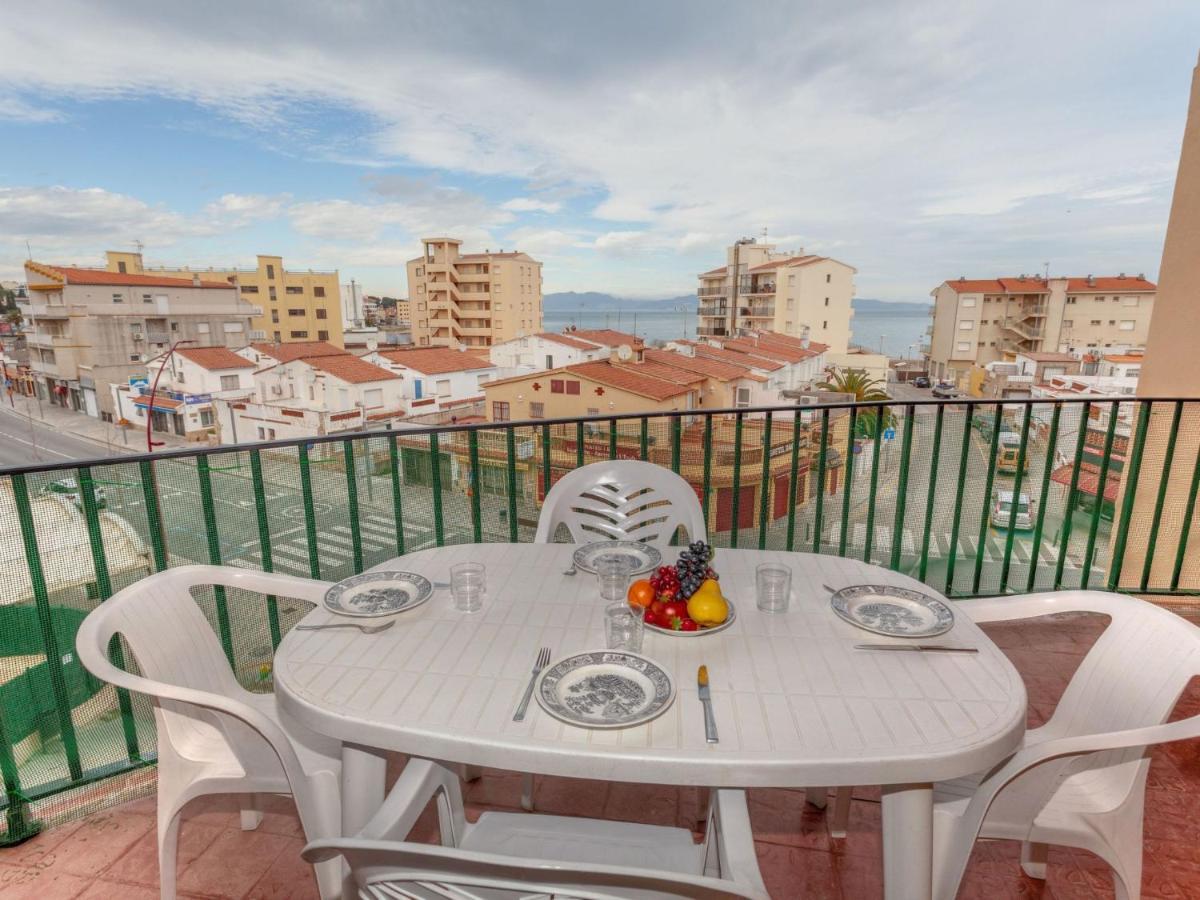 Apartment Sol I Mar By Interhome L' Escala Bagian luar foto